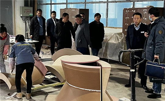 1.省、市、區(qū)三級(jí)聯(lián)合環(huán)保工作小組蒞臨中港建工集團(tuán)_副本.jpg