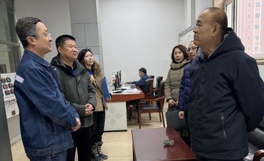 2024年1月17日，區(qū)人大常委會副主任徐景寶一行蒞臨供熱總公司調(diào)研走訪_副本.jpg